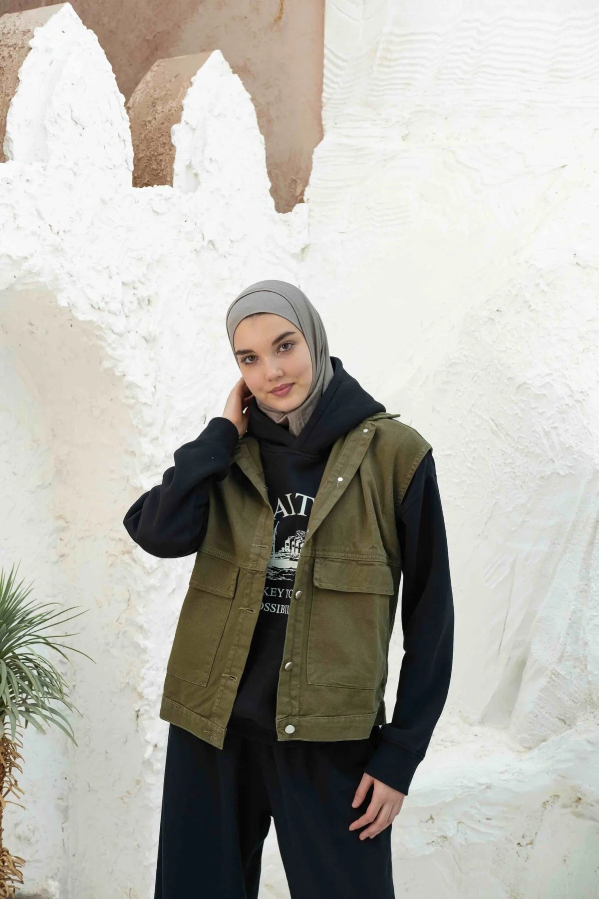 Olive Pockets Vest